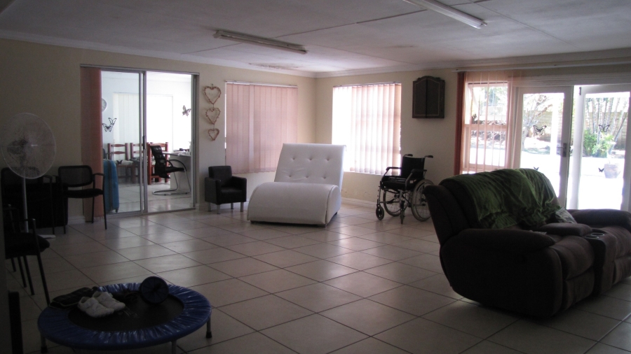 4 Bedroom Property for Sale in Dorchester Heights Eastern Cape